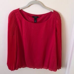 Beautiful ALFANI solid top with long sleeves